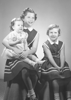 Gwen, Glendora (Penny), and Greta Graham